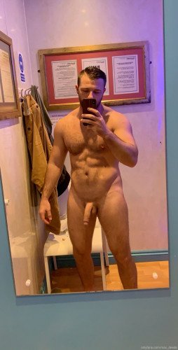Max Deeds OnlyFans [2019,Gay Solo]