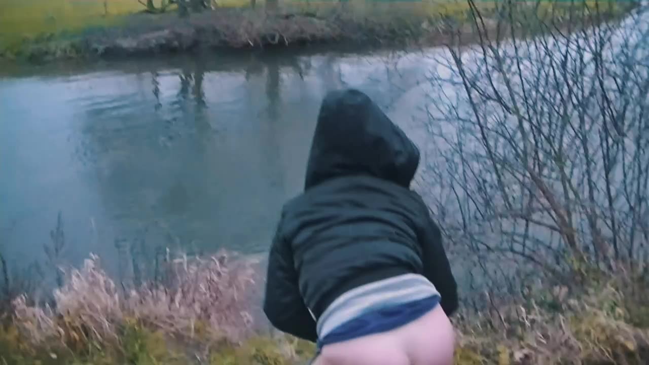 Mia Skye -  Cold autumn day outdoor shit