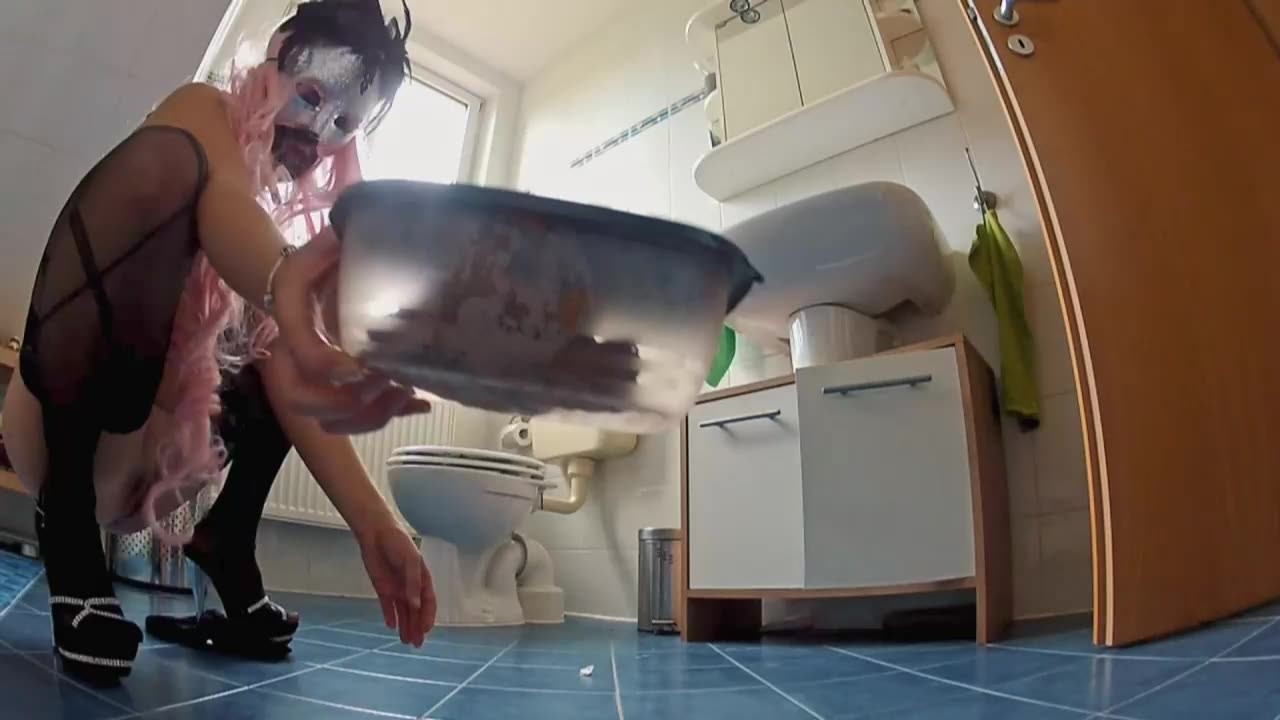 Mia Skye -  The shipping