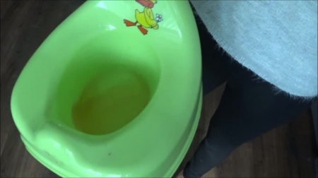 HotDirtyIvone – Fast potty pee new pee porn video