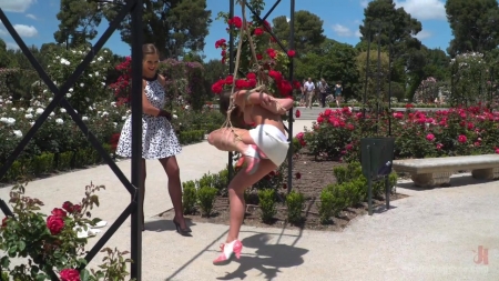 Carolina Abril, Tina Kay-Rope Bondage Slut Loves To Be Tied Up In Public New Bdsm Porn Videos