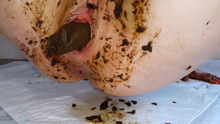 Anna Coprofield – Peachy Jeans- Filled Pussy New Scat Porn Videos