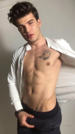 OnlyFans - Ali nevzat tekik (kurtdovmeli) part 2 [Gay Solo]