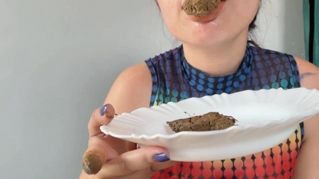Mabelscat – Comendo Todo Meu Coco [shit Scat Poop Shitting]