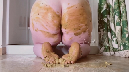 Lucypuddles - Oily And Shitty Soles [shit Scat Poop Shitting]