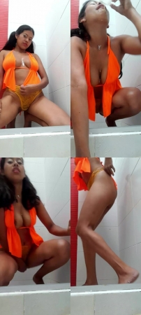 Karolinarondon – Your Sexy But Dirty Girl
