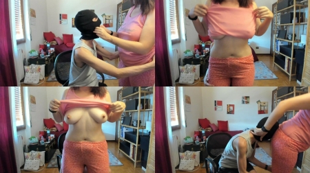 Nicolettaxxx – My Slave Sniff My Farts Nicolettaxxx – My Slave Sniff My Farts