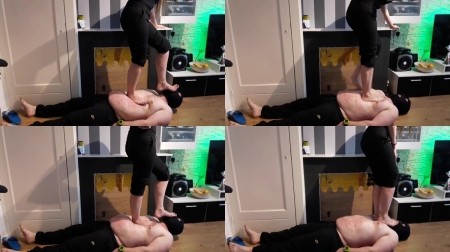 Goddesscroma - Barefoot Belly Trample