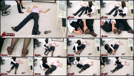 Ticklehotness – Sister Vs Sister 2 – Playing Possum – Lily Ticklehotness – Sister Vs Sister 2 – Playing Possum – Lily