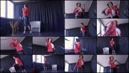 Femdomfoto - Lady Kat - Cute But Dangerous (german) Femdomfoto - Lady Kat - Cute But Dangerous (german)