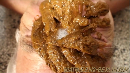 Scatqueens-Berlin – The Scatqueen