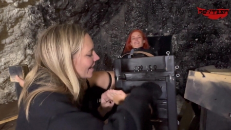 Fettish – Tickle Therapy – Mj Vs Sunnie