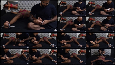 Door44 – The Singers Ticklish Debut Pt2 Door44 – The Singers Ticklish Debut Pt2