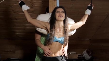 Tickletherapy – Dj-Model Lena Strawberry Standup Tickle Therapy By Elya
