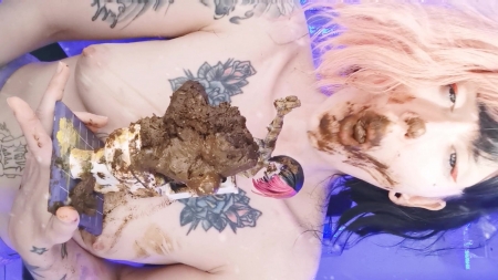 Betty Parlour – Scat Hentai Figure And Me