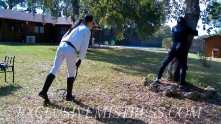 Mistress Isis (spa) - Outdoor Training Part 2