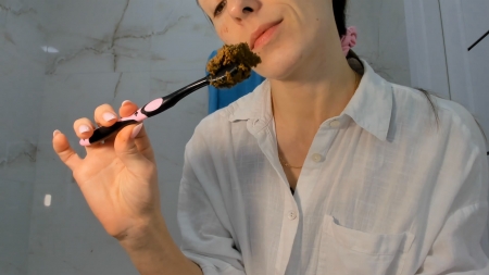 Oksilove – Let's Brush My Teeth With Poop Paste