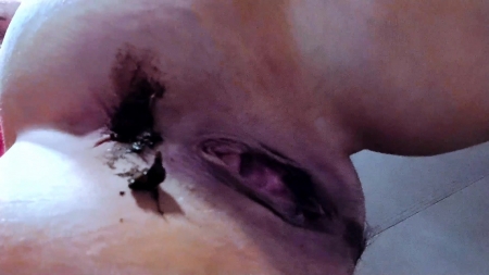 Thefartbabes – Obsessed With Huge Shit