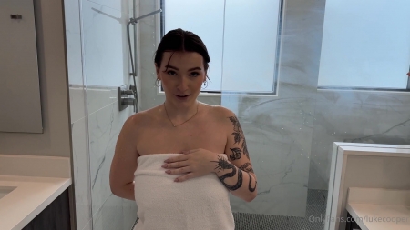 Jade Hutchison - Spying On My Huge Natural Tits Step Sister While Shes Taking A Shower