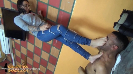 Girls Fetish Brazil - Boot Trample