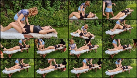 Kitzelseiteticklefun – Kovaluna & Lilith Revenche Of Kovaluna – Tickling Lilith On A Bench In The...