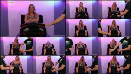 Randomsoleencounters – Sweet Southern Laughter – Amelia's Spontaneous 1st Tickle Session! (part O...