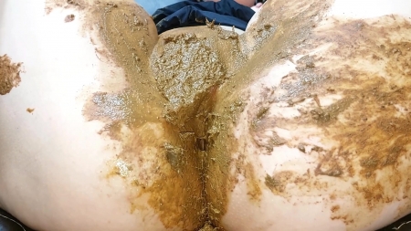 Catx Lady – My Pussy Full Of Shit