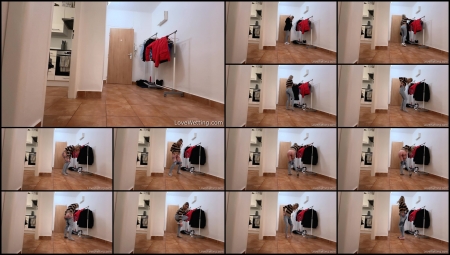 Claudia – Peeing In The Hallway