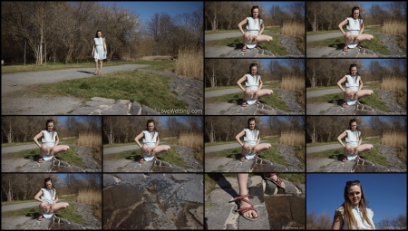 Riddy – Pissing Scene