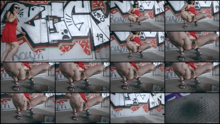 Riddy – Pissing Scene 2