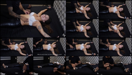 Door44 – Laughing In Leather Pt2- Mf, Ticklingfeet, Ticklingupperbody Door44 – Laughing In Leather Pt2- Mf, Ticklingfeet, Ticklingupperbody