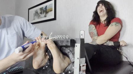 Laughsandlust – Mia In The Stocks – Tickling And Foot Worship- Licking, Mf, Ticklingfeet