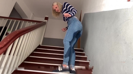 Emeliemai – Oh No – Pissed In My Jeans In The Hallway