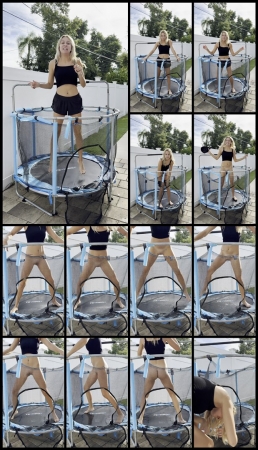 Tiffstreatsxoxo – Peeing While Jumping On The Trampoline