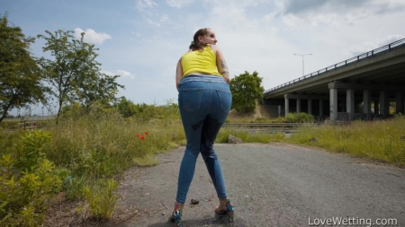 Joana Intense – Wetting, Desperation